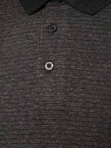 T-Shirt Mc Earl en gris