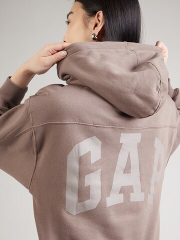 GAP Суичър 'FLEECE ABBREV PO HOOD' в кафяво