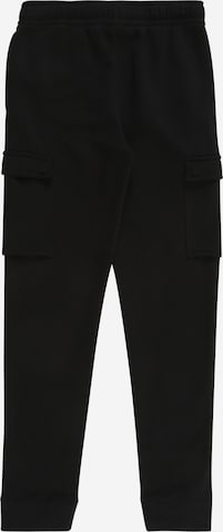 Nike Sportswear Tapered Hose in Schwarz