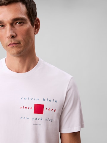 Calvin Klein Футболка в Белый