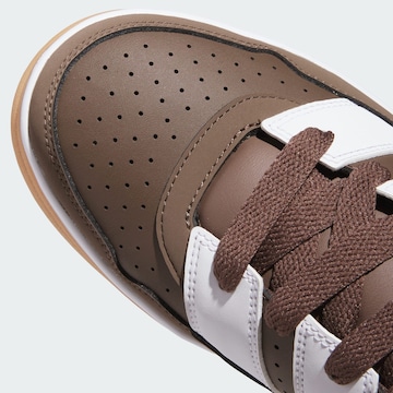 ADIDAS SPORTSWEAR Sneaker 'Turnaround' in Braun