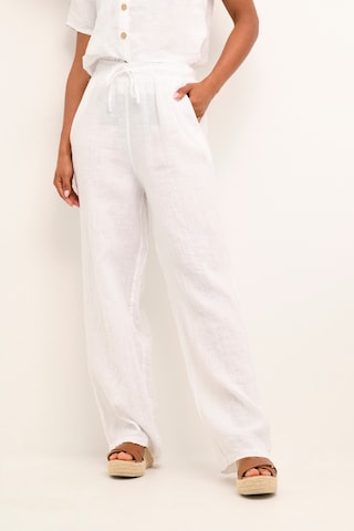 Cream Loose fit Pants 'Bellis ' in White: front