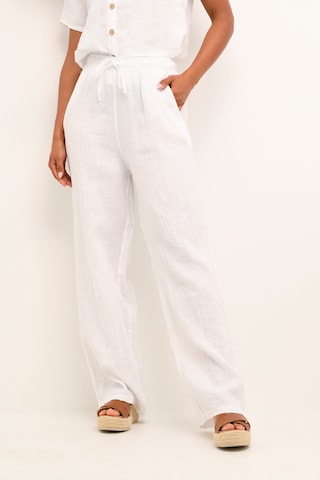 Loosefit Pantalon 'Bellis ' Cream en blanc : devant