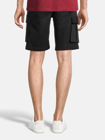 AÉROPOSTALE Regular Shorts in Schwarz