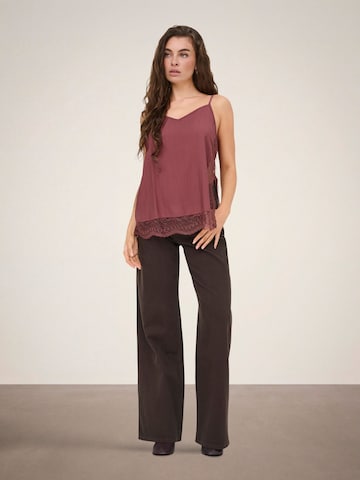 JDY Top 'JDYSoul' in Red