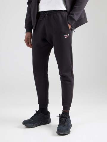 Tapered Pantaloni sport 'Identity' de la Reebok pe negru: față