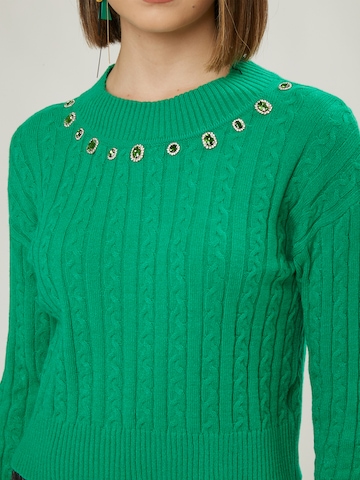 Influencer Пуловер в зелено