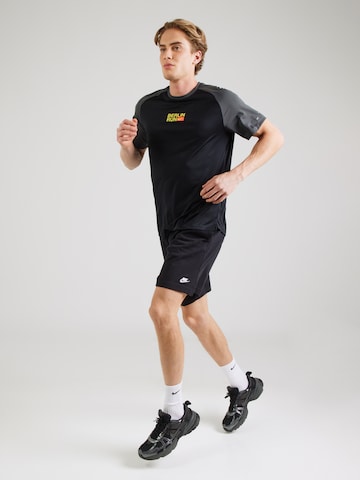 NIKE Функциональная футболка 'CITY' в Черный