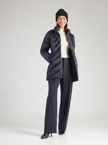 Cappotto invernale di EA7 Emporio Armani in blu