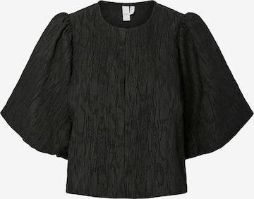 YAS Pusero 'YASMINU' värissä musta: etupuoli