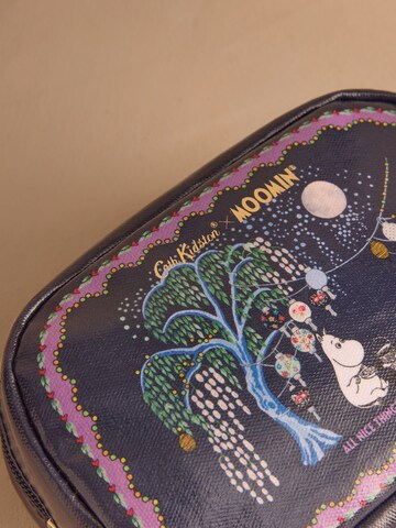 Beauty case di Cath Kidston in blu