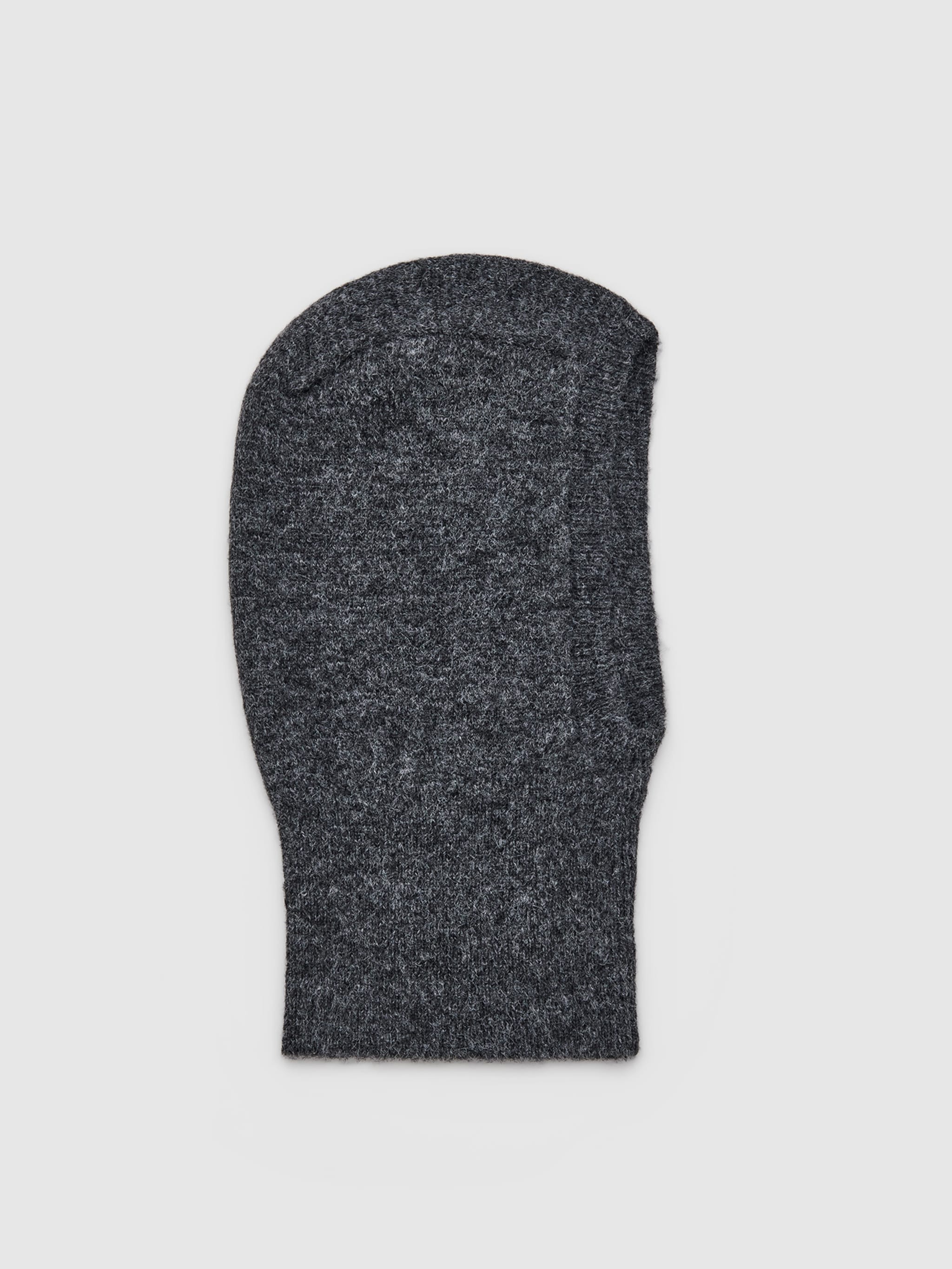 EDITED Produkte Balaklava 'Caja' grau