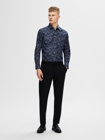 Coupe regular Chemise 'Ethan' SELECTED HOMME en bleu