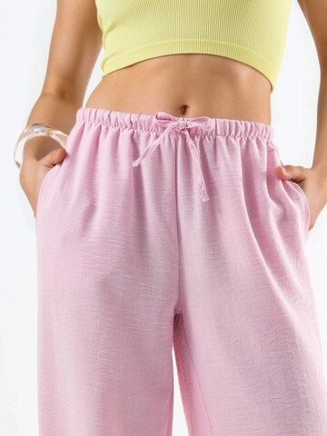 Busem Regular Hose in Pink