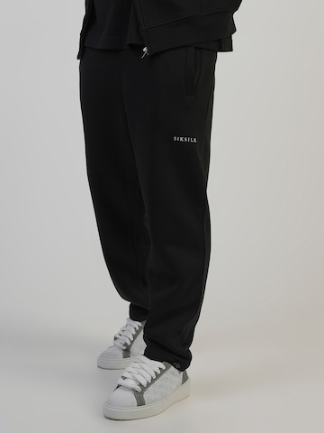 Regular Pantalon SikSilk en noir : devant