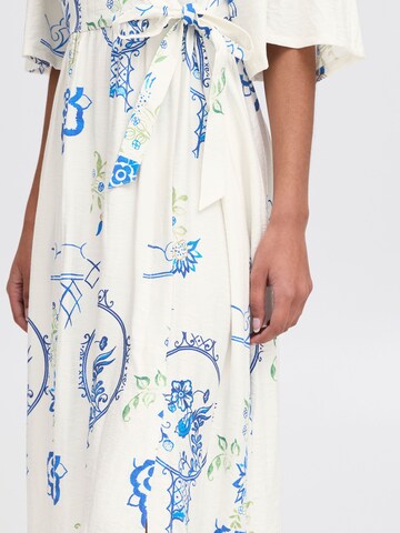 Robe d’été 'Lucie' ICHI en blanc