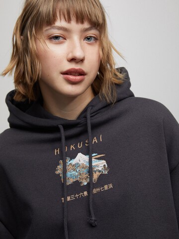 Pull&Bear Mikina – černá