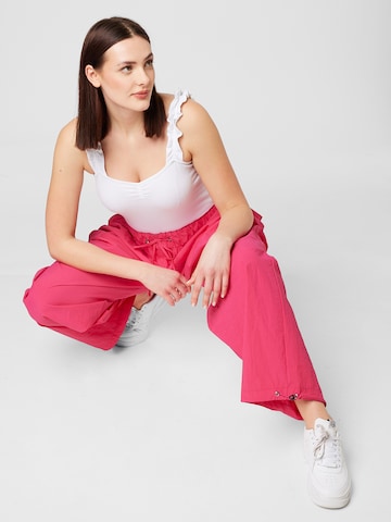 Nasty Gal Plus Wide leg Trousers in Pink