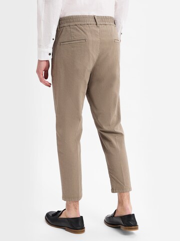 DRYKORN Slimfit Broek ' Chasy ' in Beige