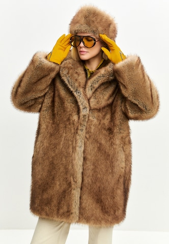 CESARE GASPARI Winter coat in Brown