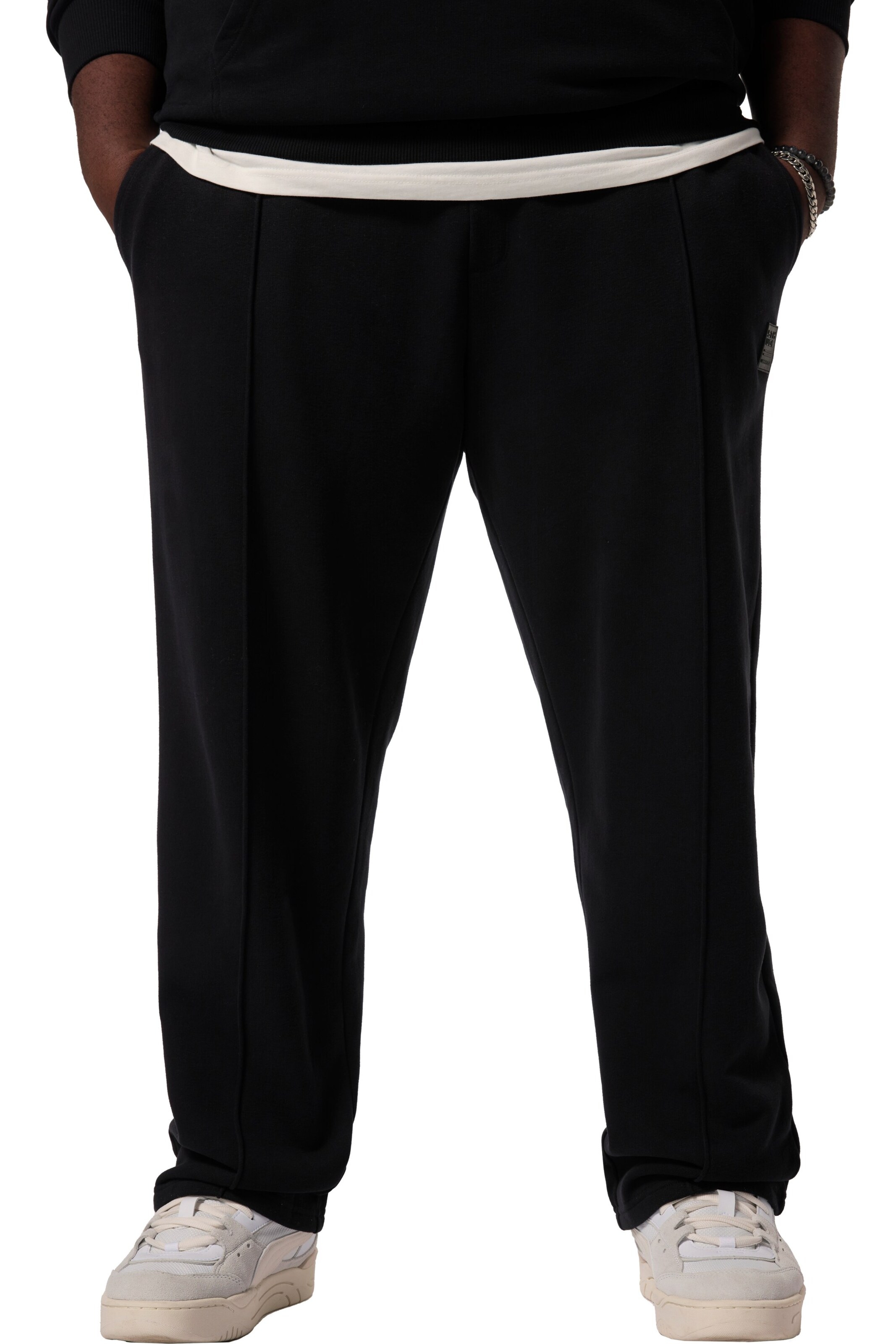 STHUGE Regular Trousers in Black: front