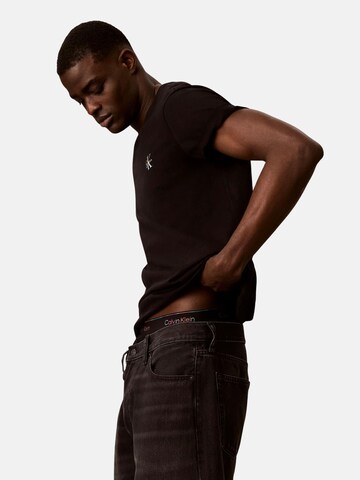 Calvin Klein - Camiseta 'CALVIN KLEIN PRIDE S/S CREW NECK T-SHIRT' en negro