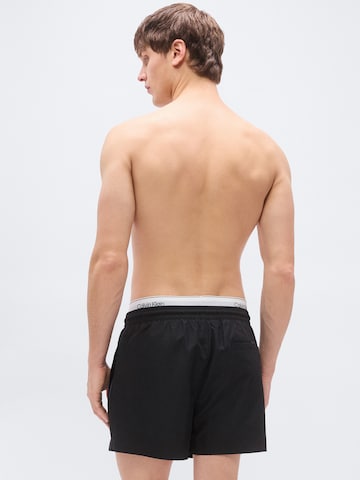 Calvin Klein Swimwear Plavecké šortky – černá