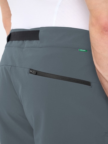 VAUDE Regular Outdoor trousers 'Badile II' in Grey