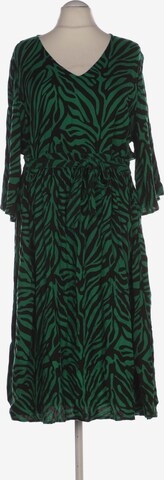 Junarose Dress in 4XL in Green: front