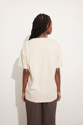 Envii T-shirt 'KULLA' i beige