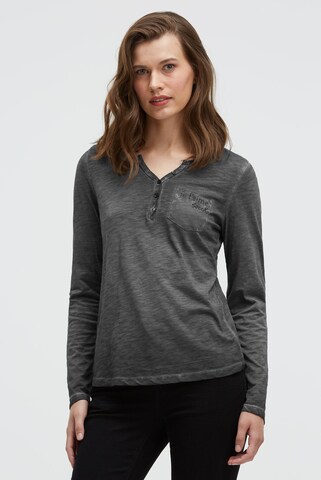 Soccx Serafino-Shirt mit Rücken-Print in Schwarz: Vorderseite