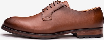 nae Vegan Shoes - Sapato com atacadores 'Mikel' em castanho: frente