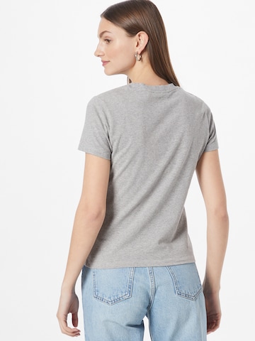 T-shirt 'Elin' ABOUT YOU en gris