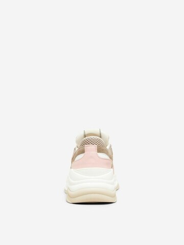 SELECTED FEMME Sneakers 'Gavina' in Beige