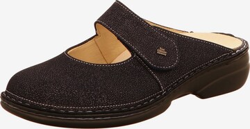 Finn Comfort Mule in Brown: front