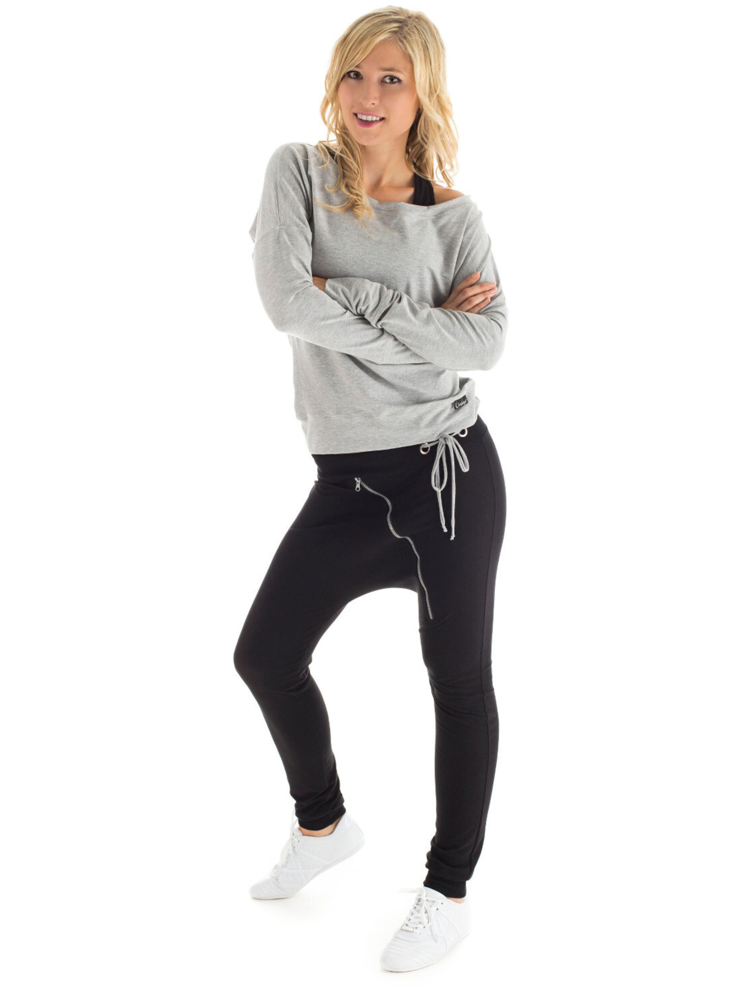 Winshape Функционална тениска 'WS2' в сиво