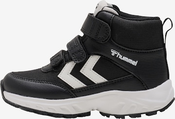Hummel Boots 'Root' in Black: front