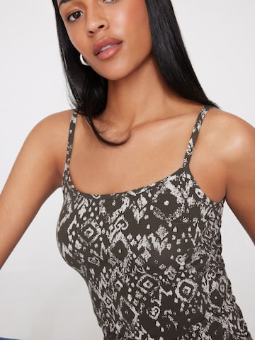 Tezenis Top in Grün