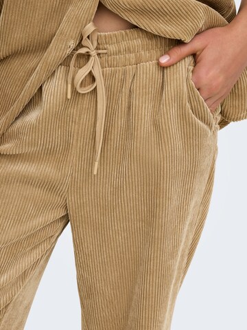 regular Pantaloni 'ONLRAGNA-AGATE' di ONLY in beige