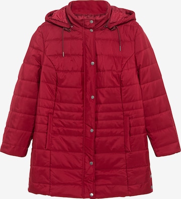 SHEEGO Winter Jacket in Red: front