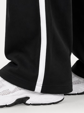 Smilodox Wide leg Trousers 'Alassio' in Black