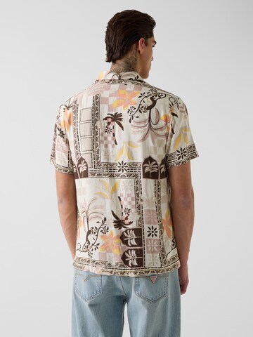 GUESS Regular fit Button Up Shirt in Beige