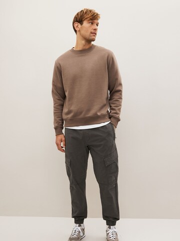 Next Slimfit Cargobroek in Grijs