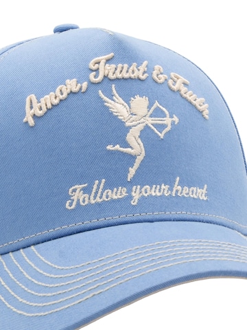 Amor, Trust & Truth Cap 'Follow Your Heart' in Blue