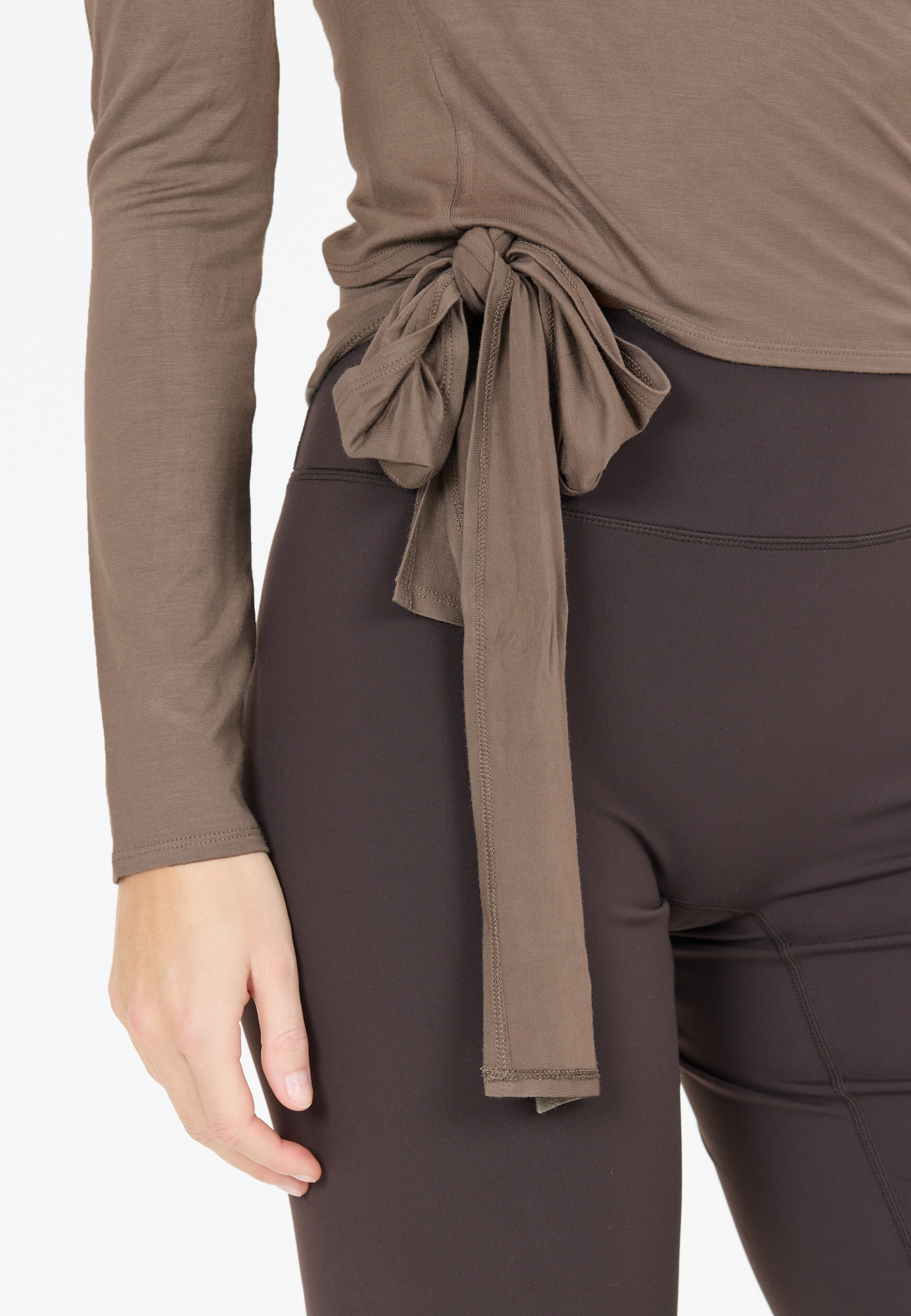 Athlecia Functioneel shirt 'Walyn' in Bruin