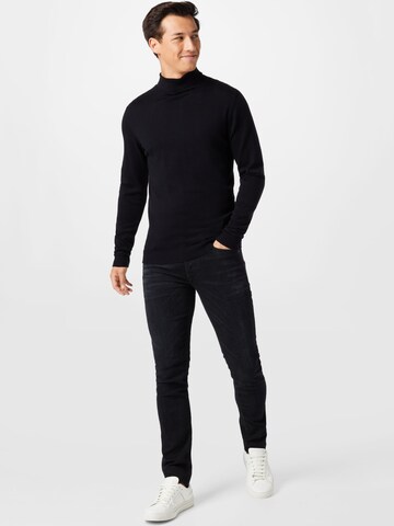 Pull-over 'Parcusman' Matinique en noir