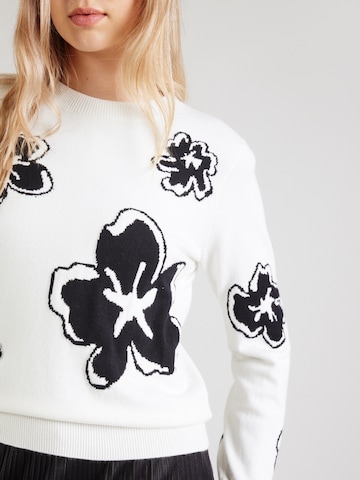 Pullover 'PAISLEE' di FRENCH CONNECTION in bianco