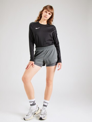 NIKE Funktionstopp 'Strike' i svart