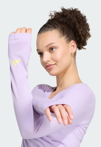 ADIDAS PERFORMANCE - Camisa funcionais 'Studio' em roxo