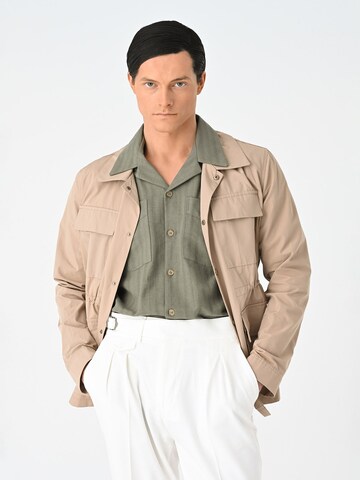 Giacca di mezza stagione di Antioch in beige: frontale